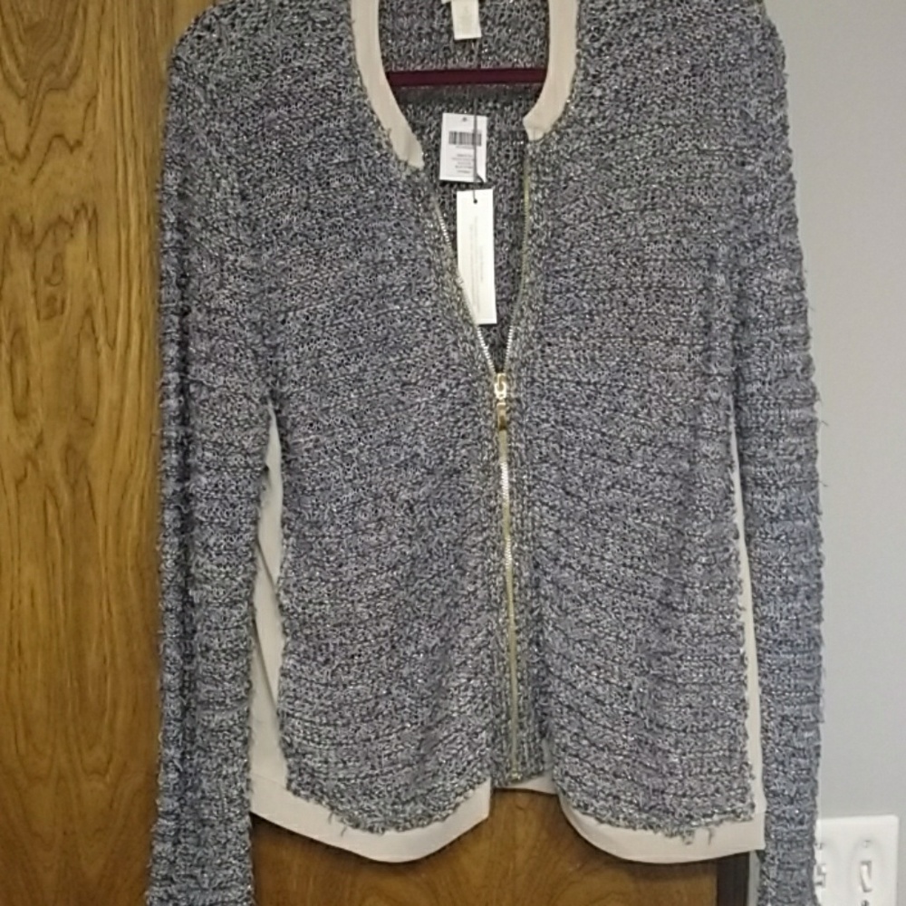 Cardigan sweater